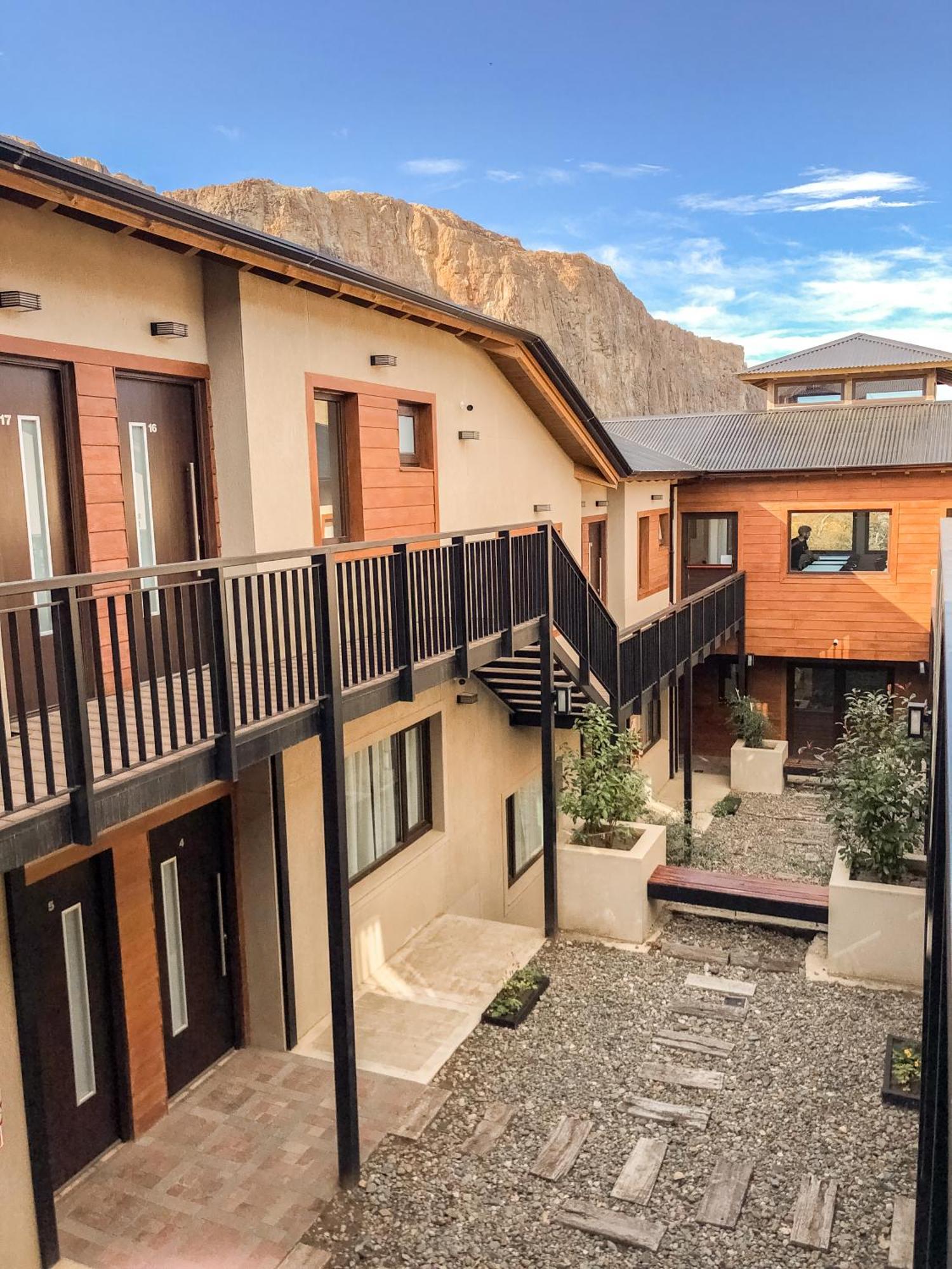 Senderos Aparts & Suites El Chalten Eksteriør bilde